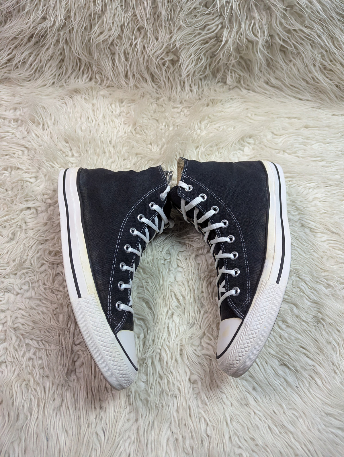 Chuck Taylor | Black & White | High top| Converse