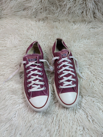 Chuck Taylor | Burgundy & White | Lo top | Converse