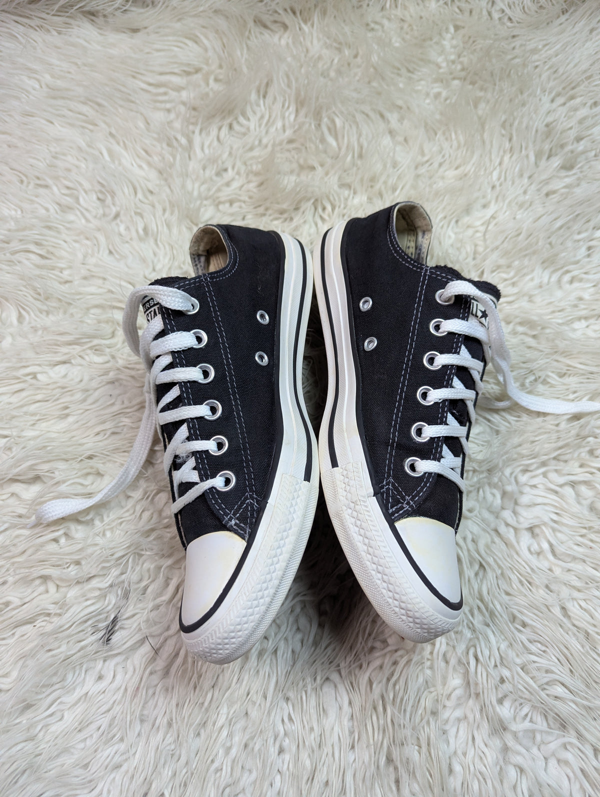Chuck Taylor | Black & White | Lo top | Converse