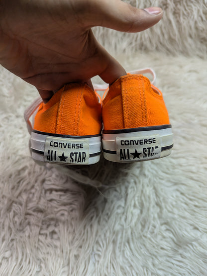 Chuck Taylor | Orange & White | Lo top | Converse