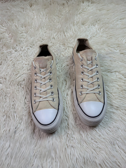 Chuck Taylor | Beige & White | Low top| Converse | Platforms