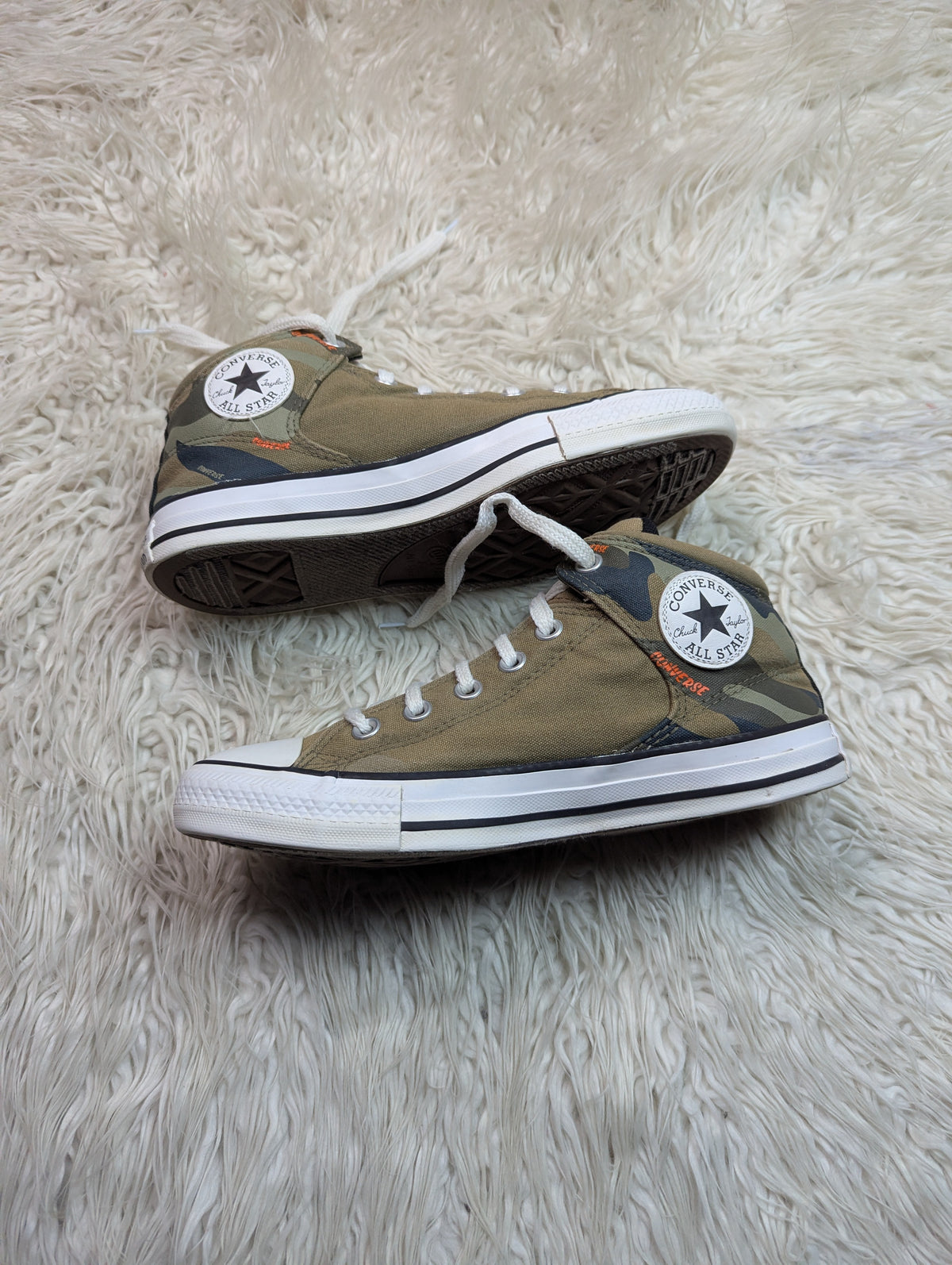 Chuck Taylor | All Star High Street | Converse