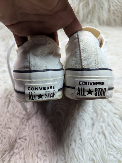 Chuck Taylor | White | Lo top | Converse | Platform