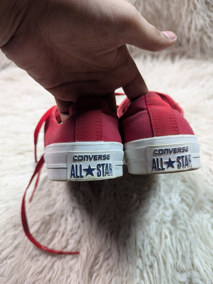 Chuck Taylor | Red & White | Lo top | Converse