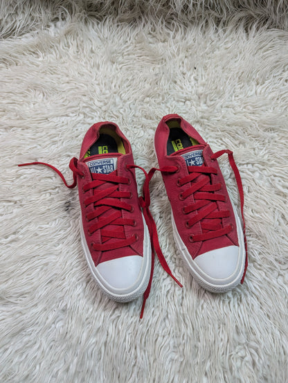 Chuck Taylor | Red & White | Lo top | Converse