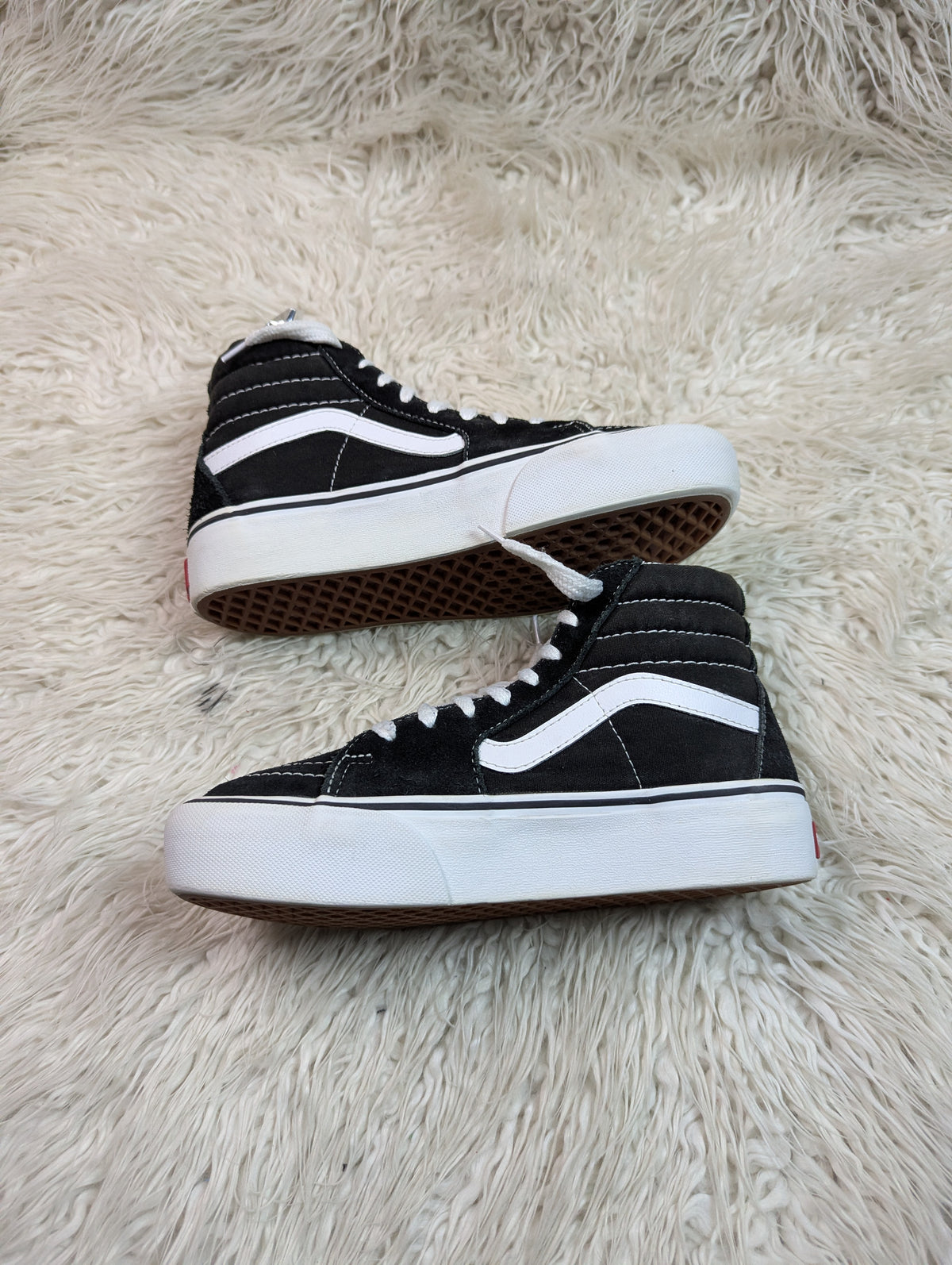 Vans | Black & White | Hi Top | Old Skool