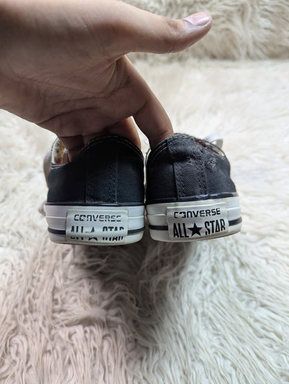 Chuck Taylor | Black & White | Lo top | Converse