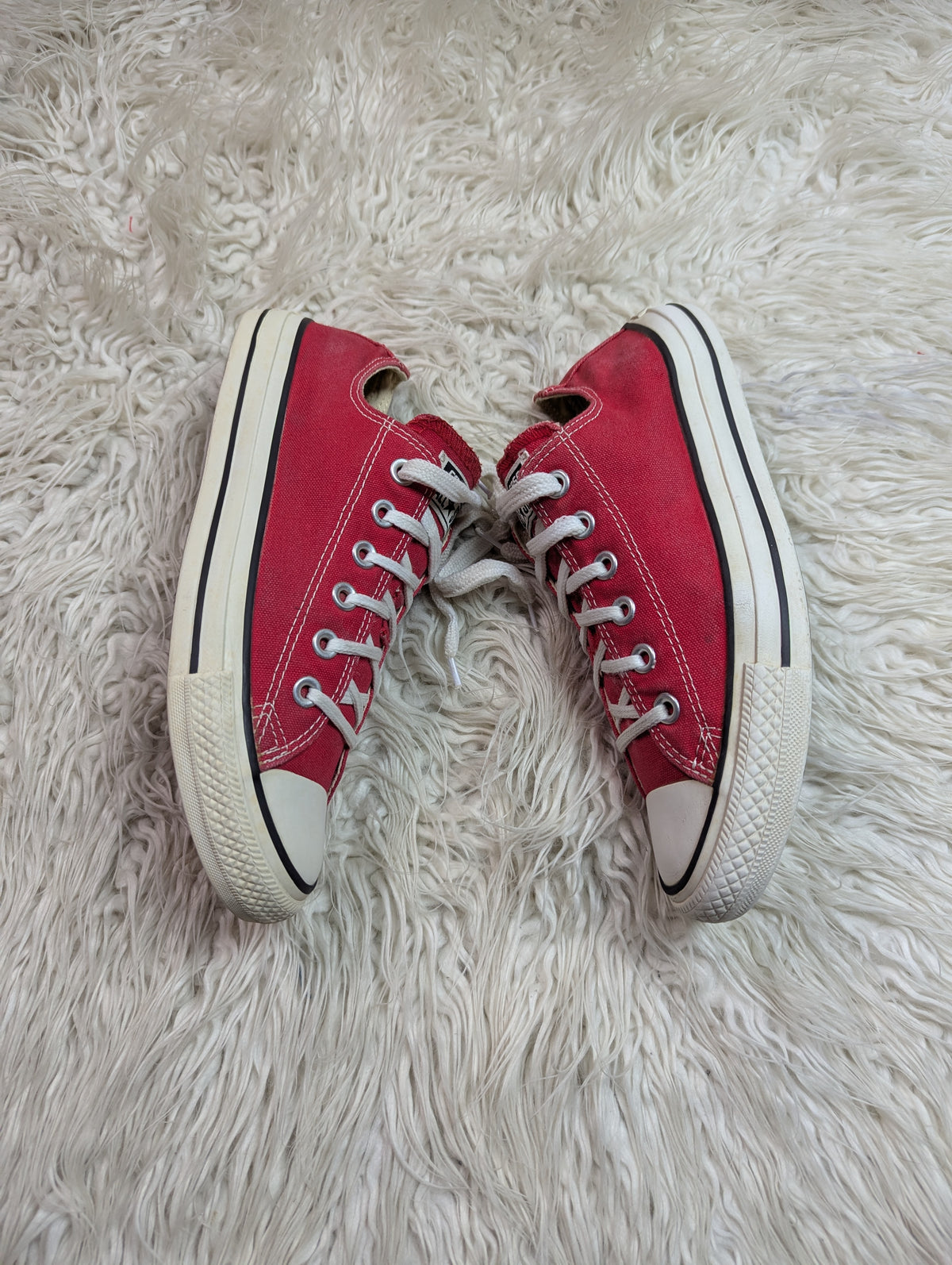 Chuck Taylor | Red & White | Lo top | Converse