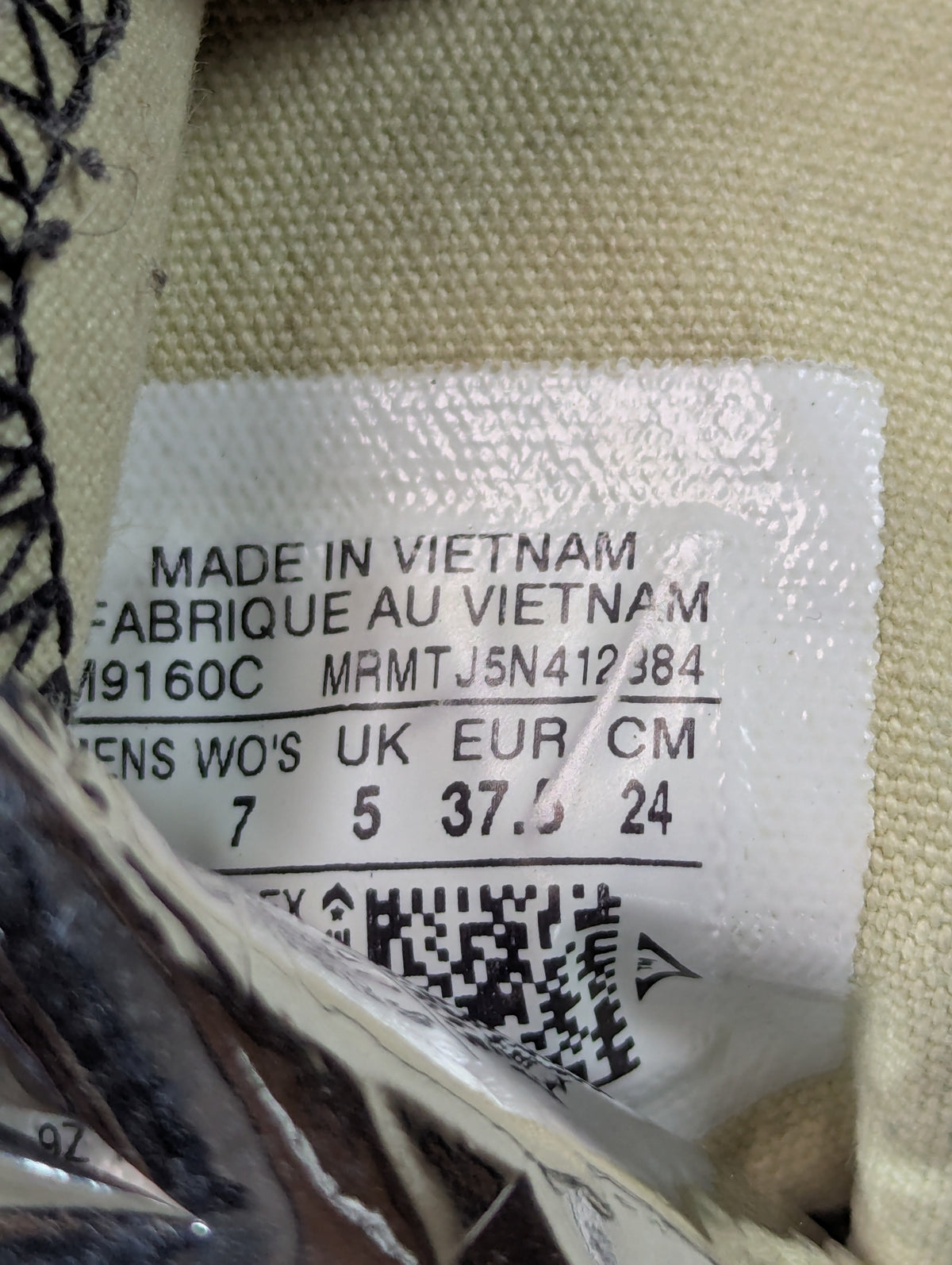 Chuck Taylor | Black & White | High top| Converse
