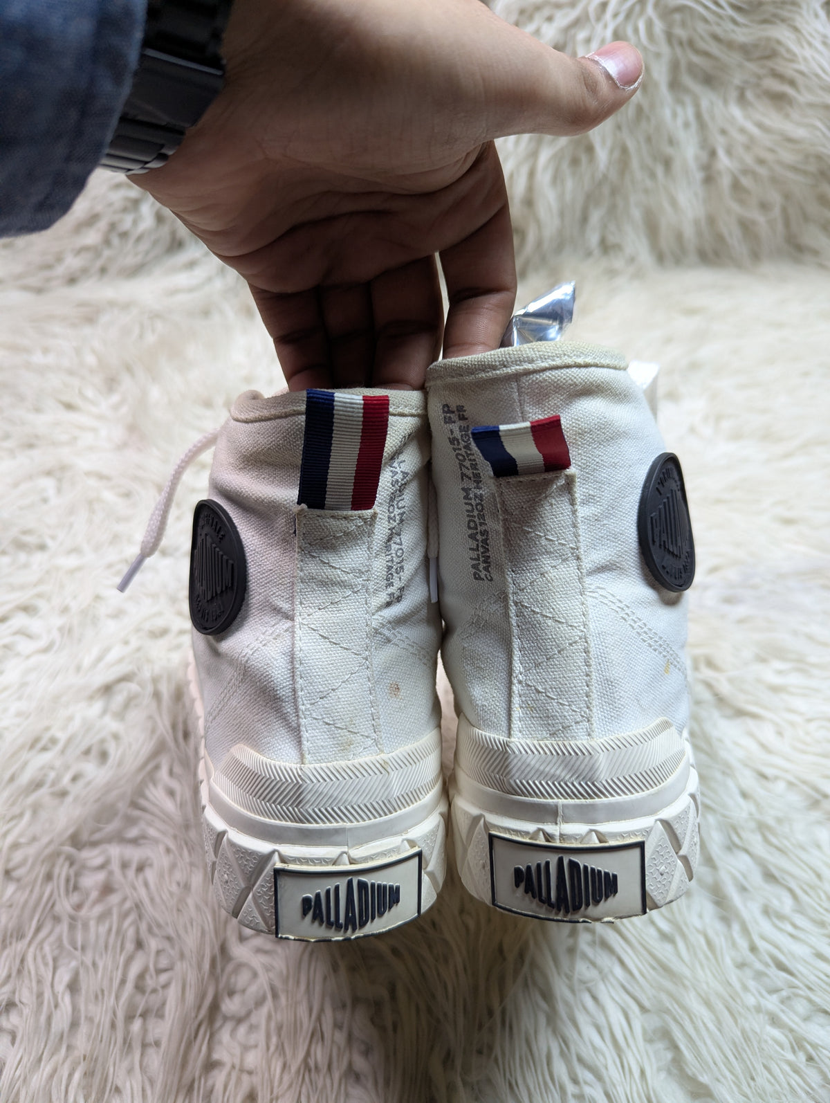 mid-top diamond-foxing canvas sneakers