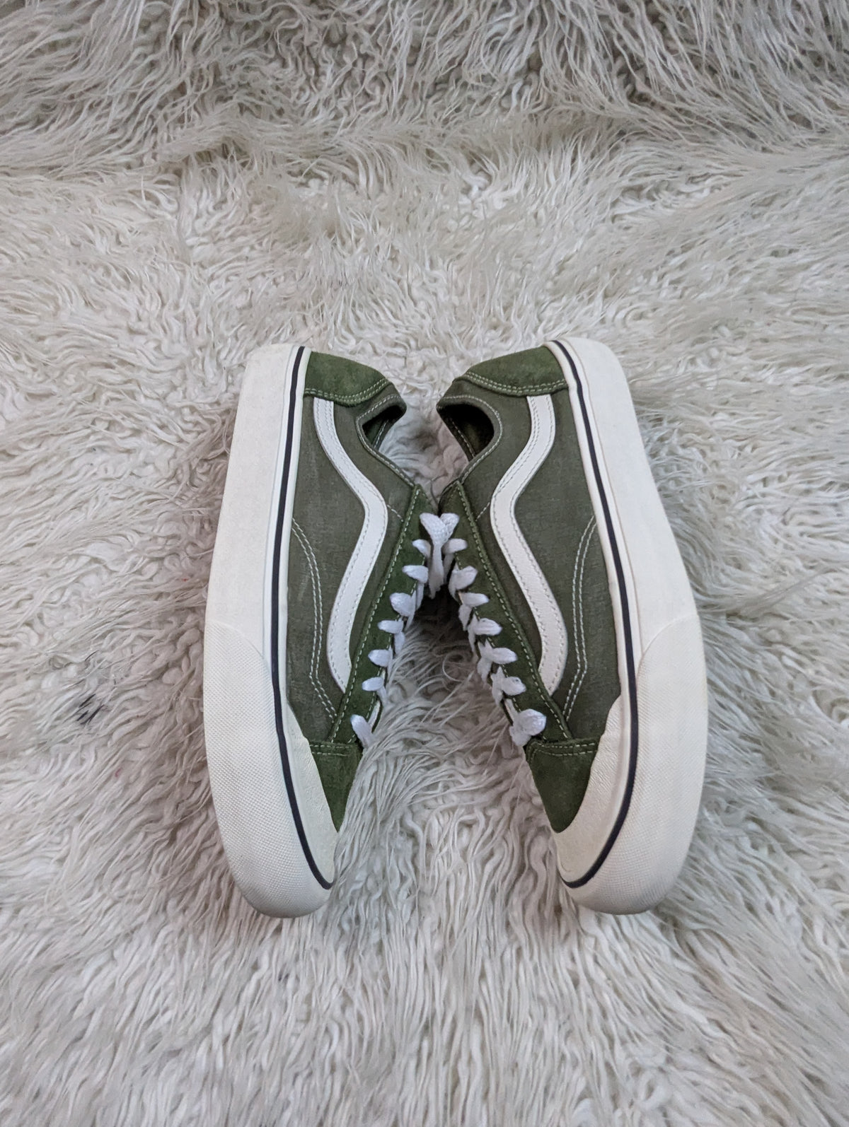 Vans | Green & White | Lo Top | Old Skool