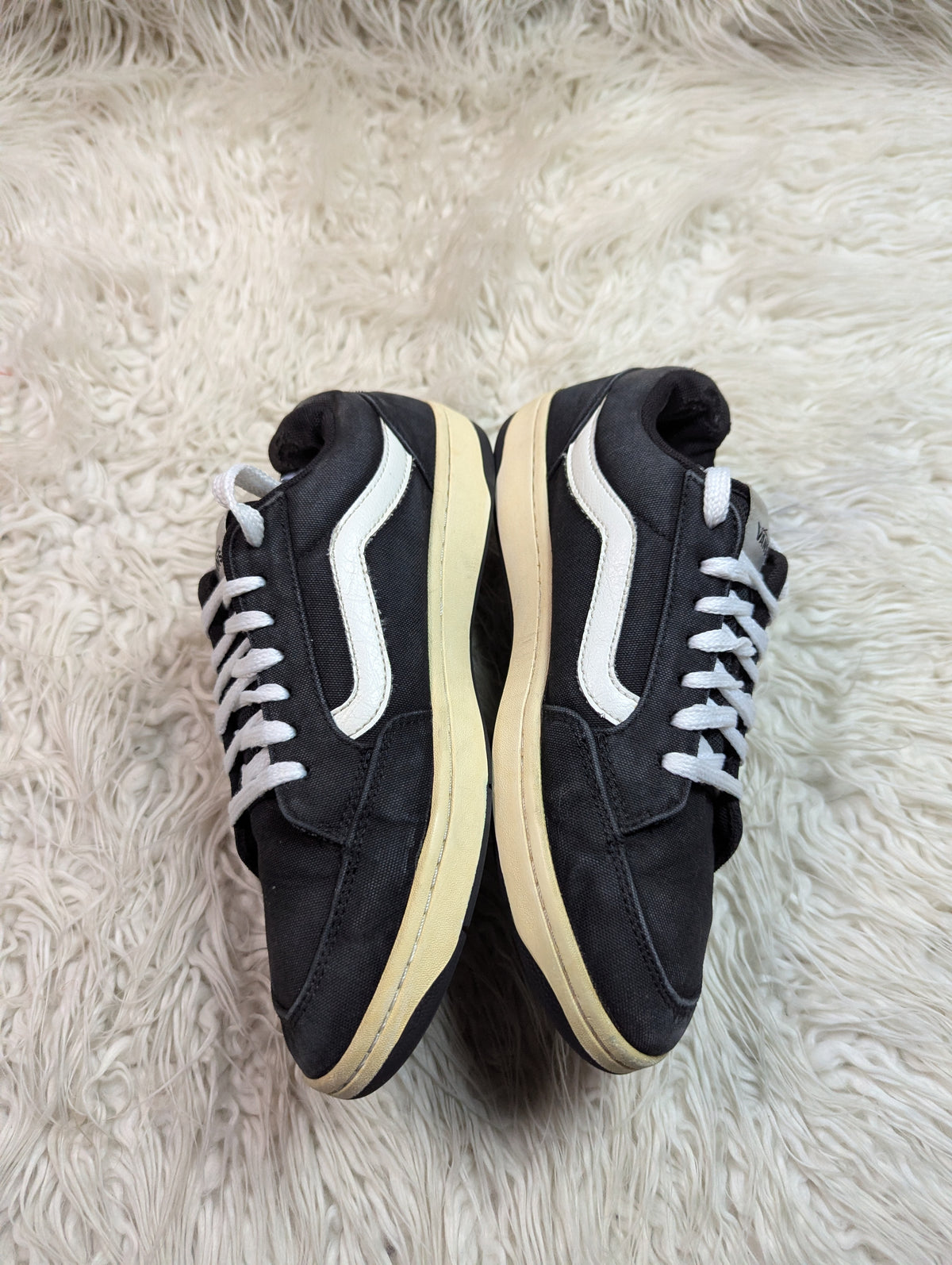 Vans | Black & White | Lo Top | Old Skool