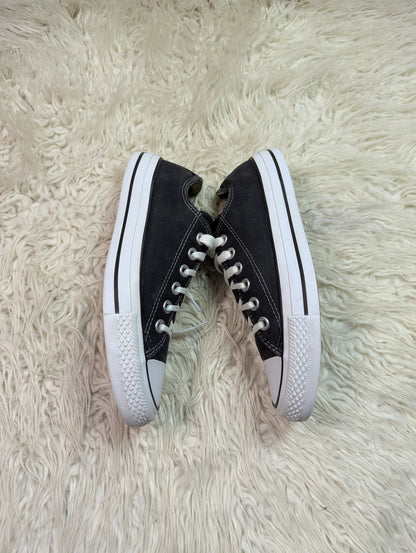Chuck Taylor | Black & White | Lo top | Converse