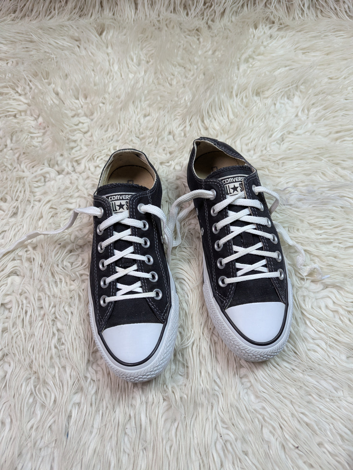 Chuck Taylor | Black & White | Lo top | Converse