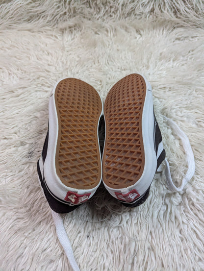Vans | Black & White | Lo Top | Old Skool