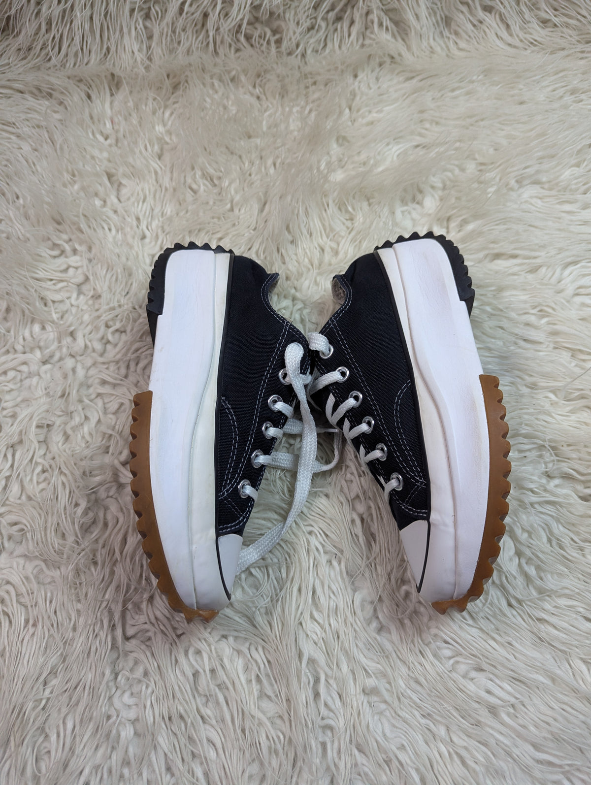 Converse | Run Star | Low-Top

Platform