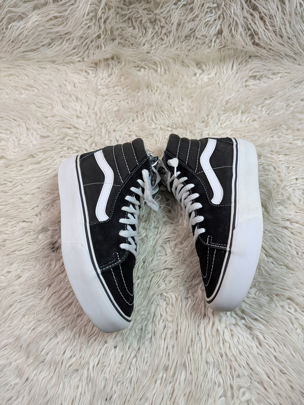 Vans | Black & White | Hi Top | Old Skool