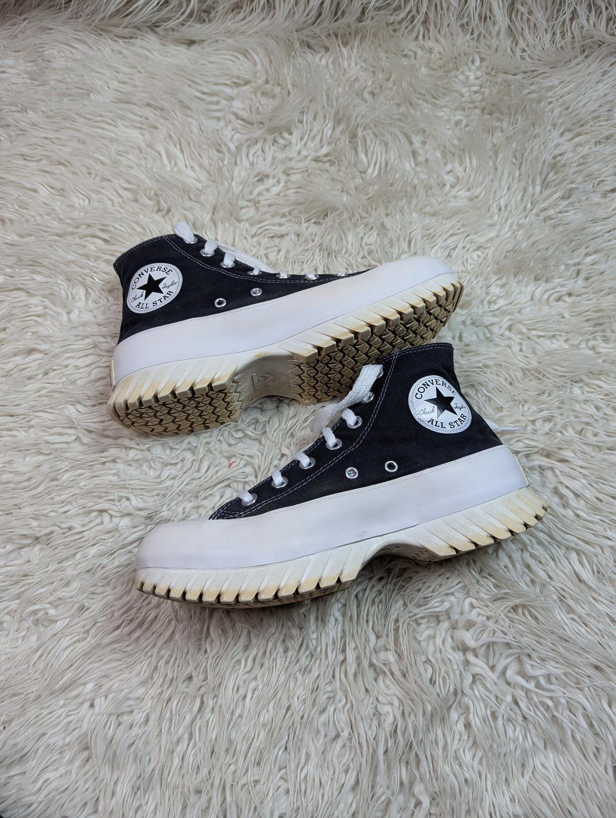 Chuck Taylor | Black & White | High Heels | Converse