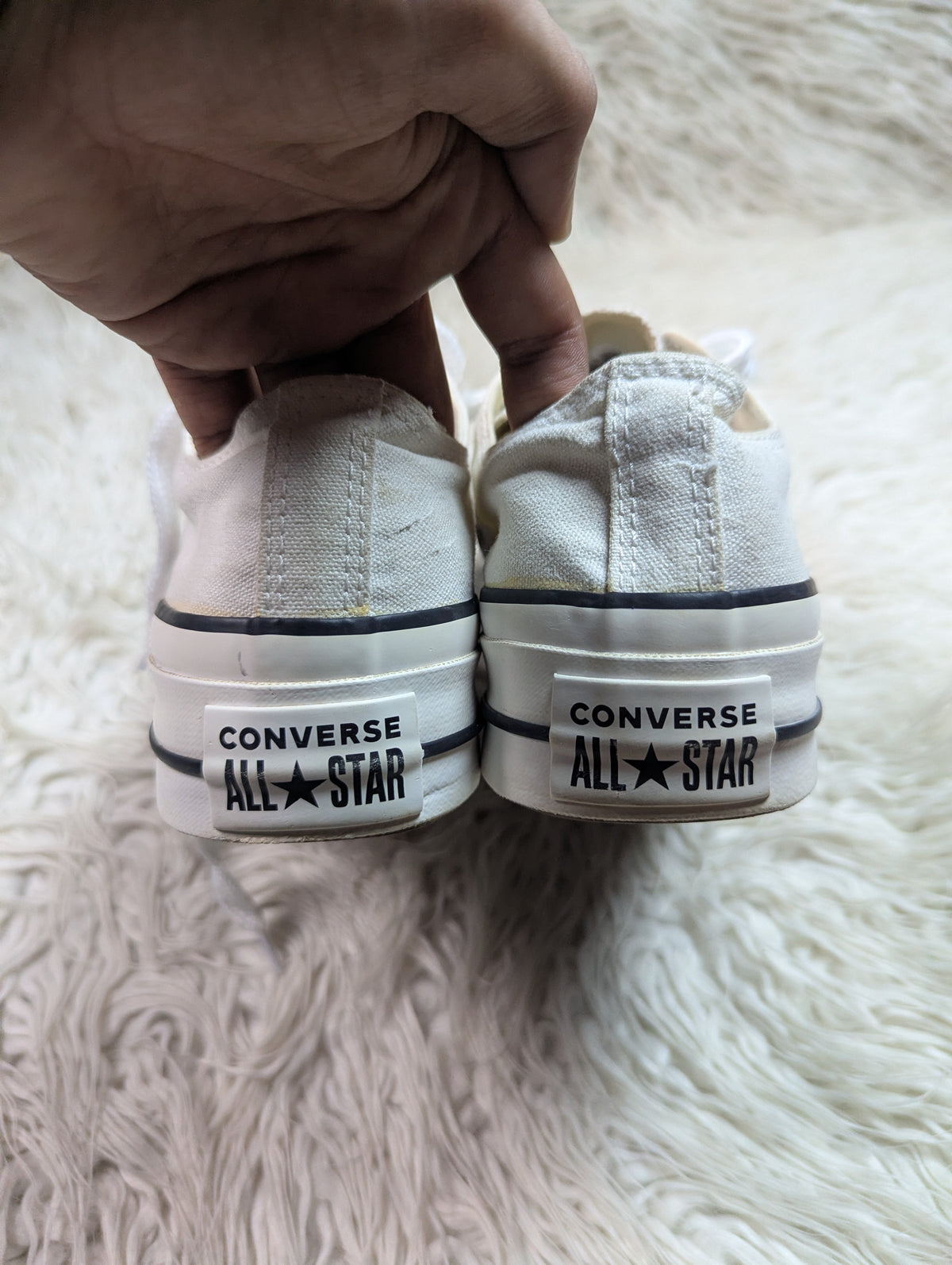 Chuck Taylor | White | Low top| Converse | Platforms