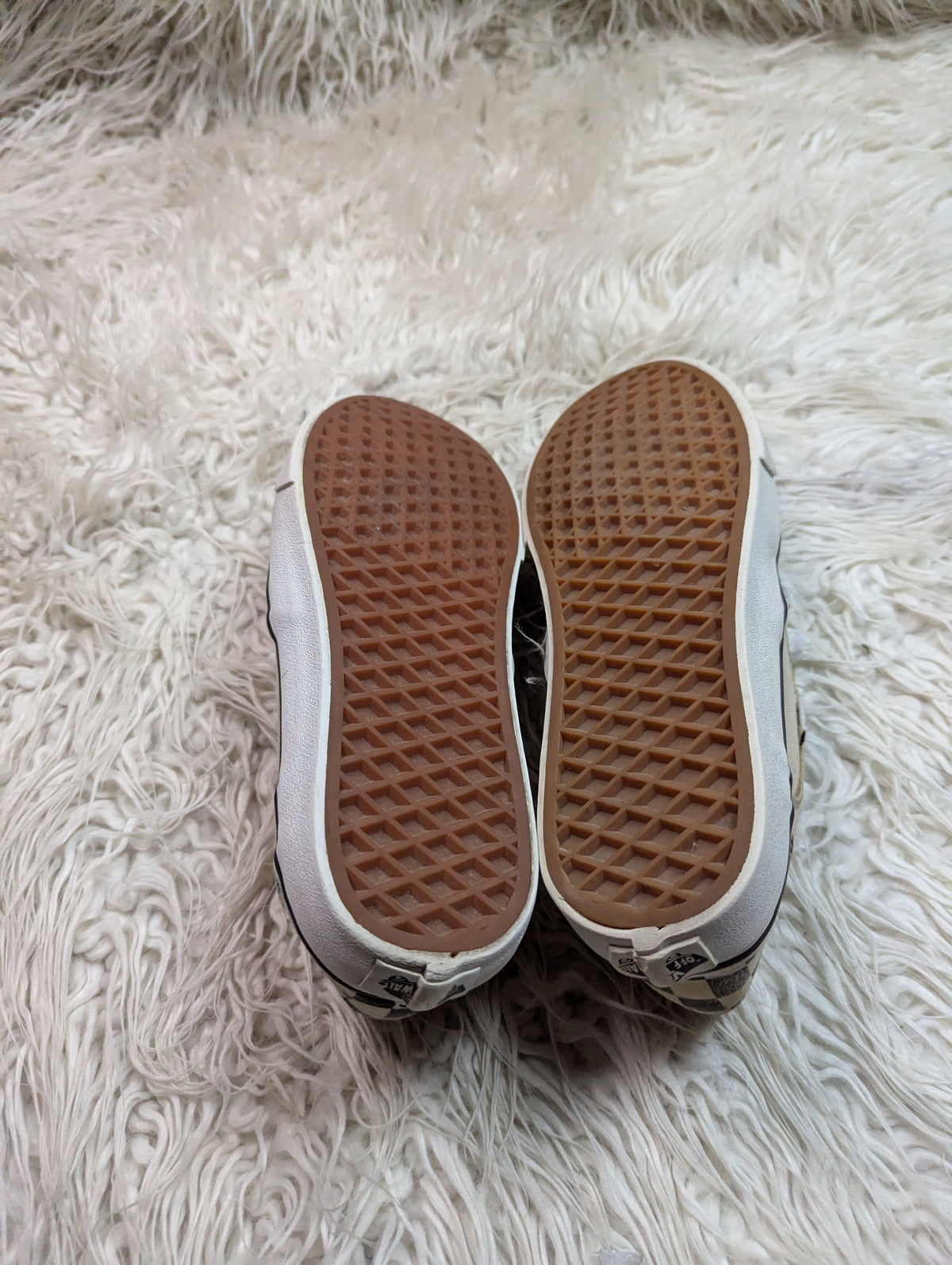 Vans | Black & White | Check Board | Slip Ons