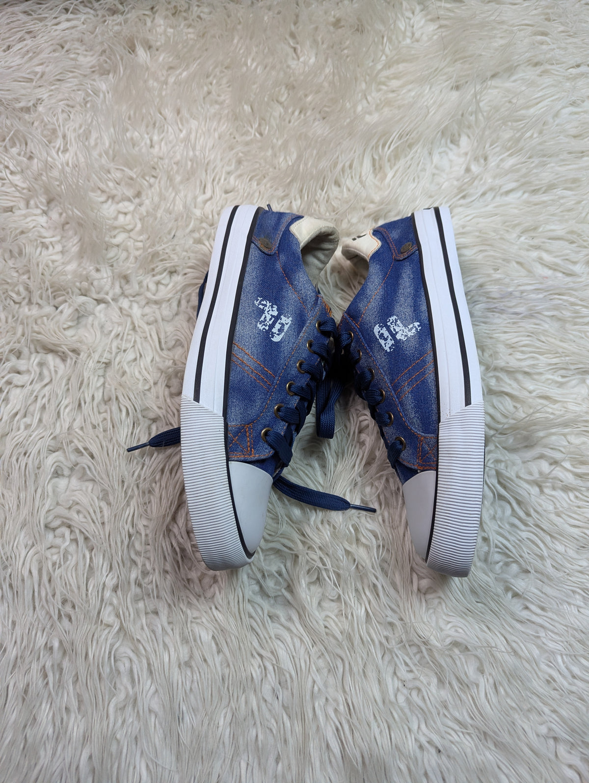 FILA | Denim Blue & White | Lo top | Sneakers