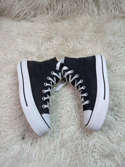 Chuck Taylor | Black & White | High top| Converse | Platforms