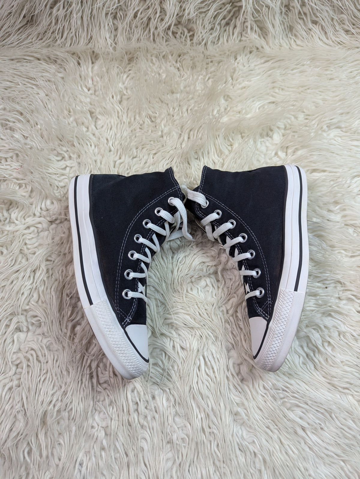 Chuck Taylor | Black & White | High top| Converse