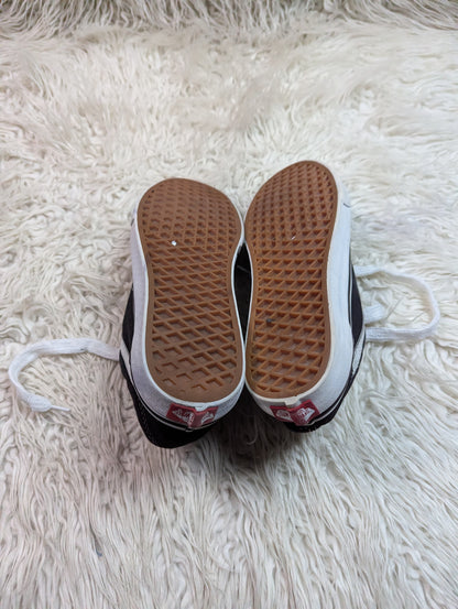 Vans | Black & White | Lo Top | Old Skool