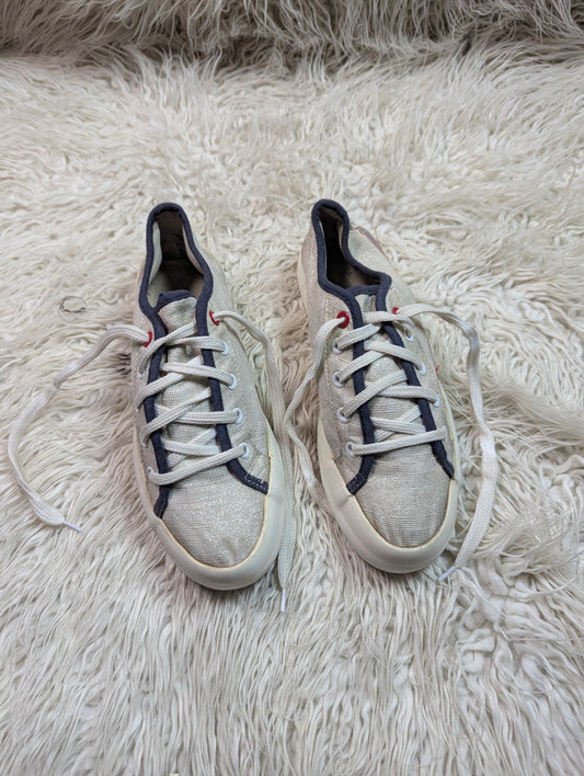 Low Top | Canvas | Platform | Sneakers