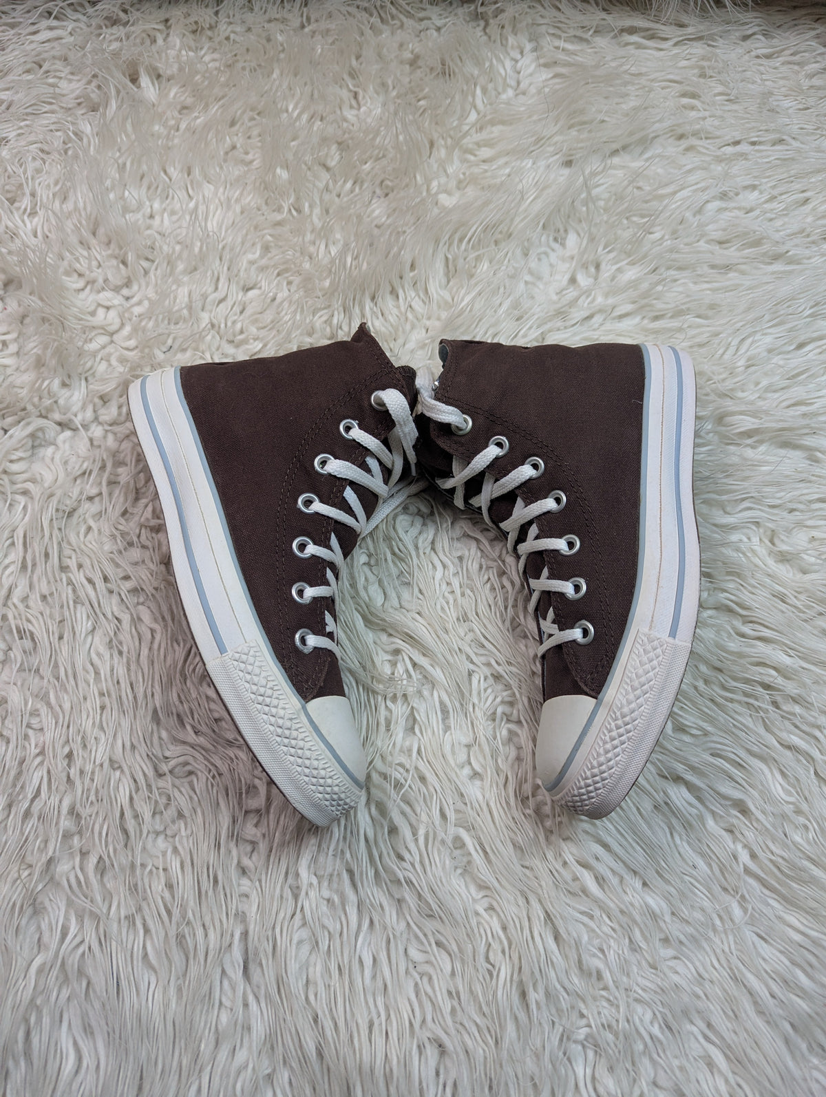 Chuck Taylor | Dark Brown & White | High top| Converse