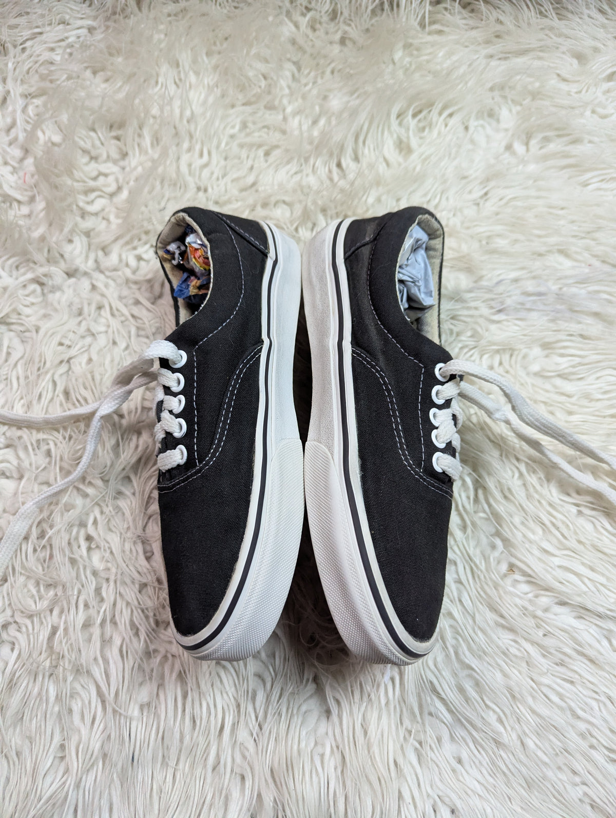 Vans Authentic | Black & White | Lo Top