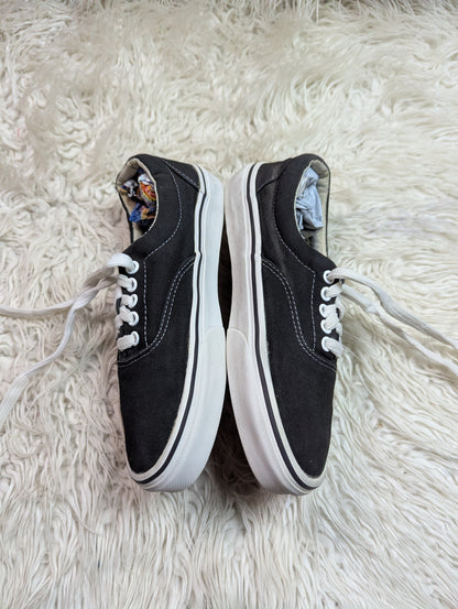Vans Authentic | Black & White | Lo Top