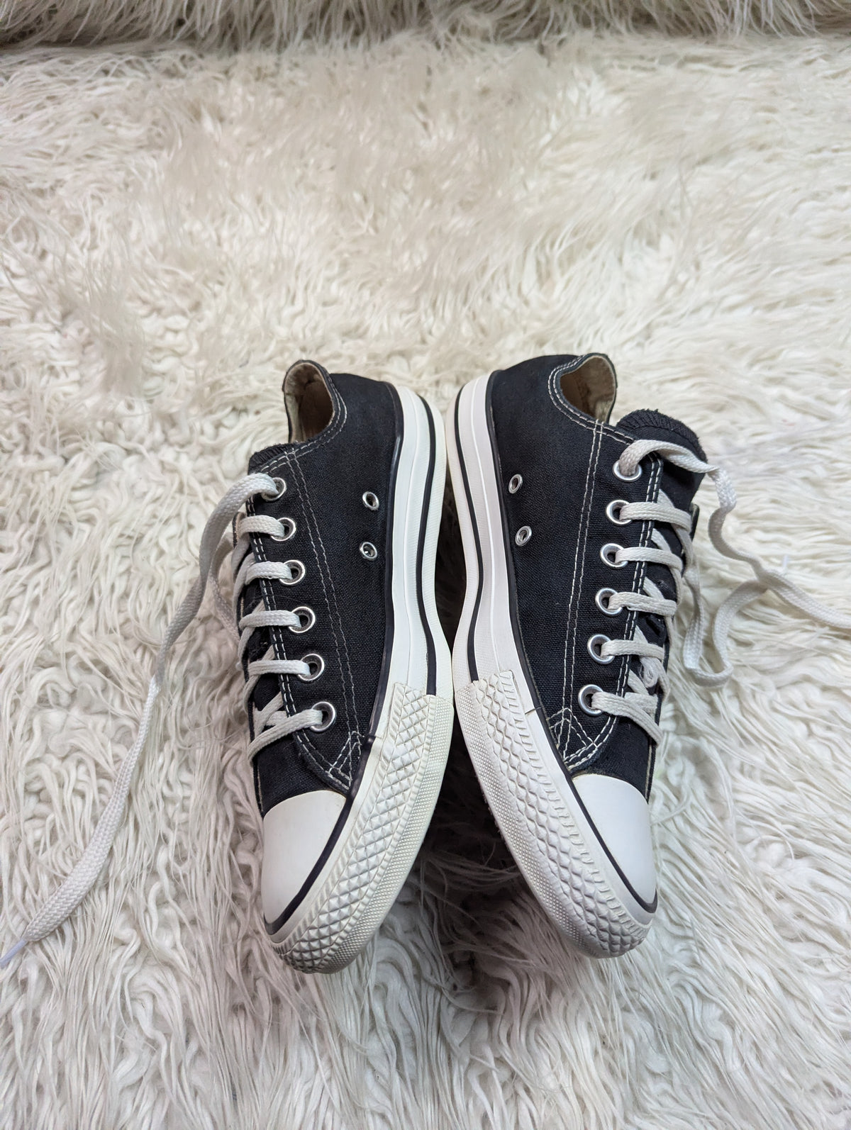 Chuck Taylor | Black & White | Lo top | Converse