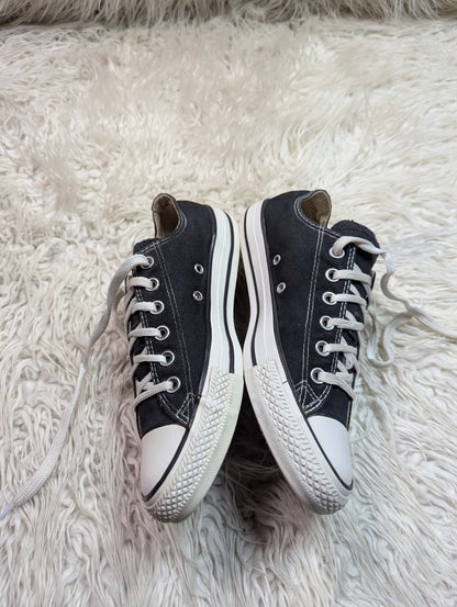 Chuck Taylor | Black & White | Lo top | Converse