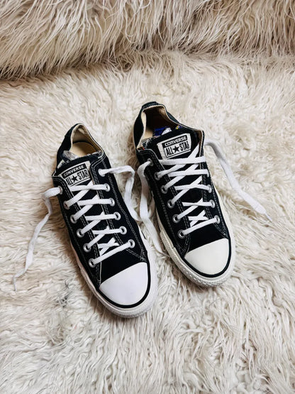 Chuck Taylor | Black & White | Lo top | Converse