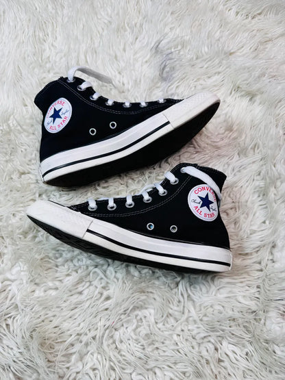 Chuck Taylor | Black & White | High top| Converse