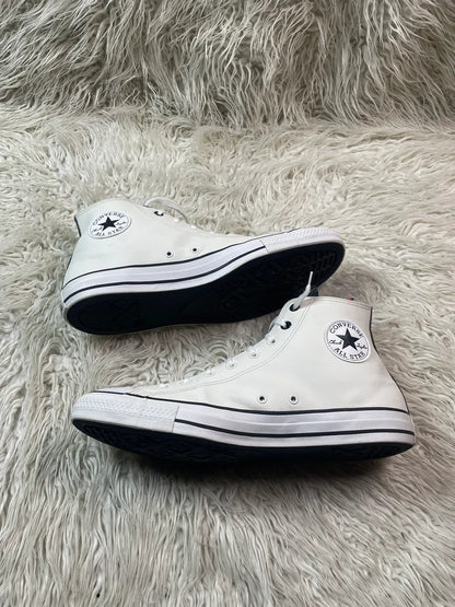 Chuck Taylor | White | Leather | High top| Converse