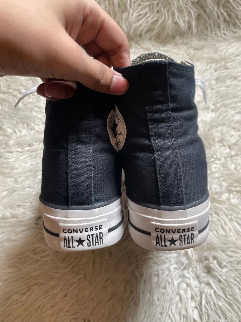 Chuck Taylor | Black & White | High top | Hi Sole