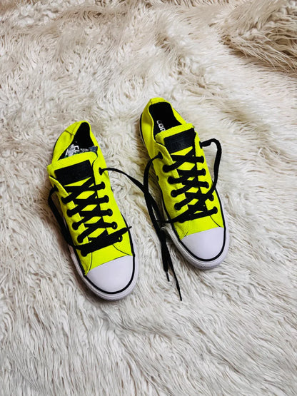 Chuck Taylor | Neon Green & White | Lo top | Converse