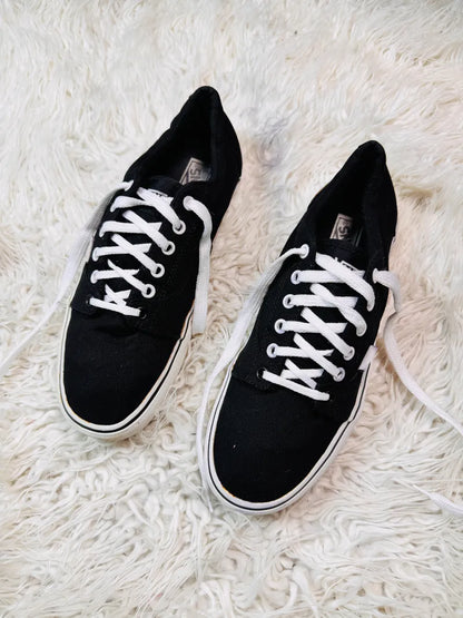 Vans | Black | At Wood