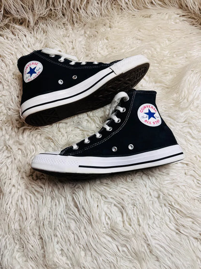 Chuck Taylor | Black & White | High top| Converse