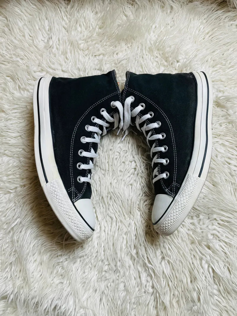 Chuck Taylor | Black & White | High top| Converse
