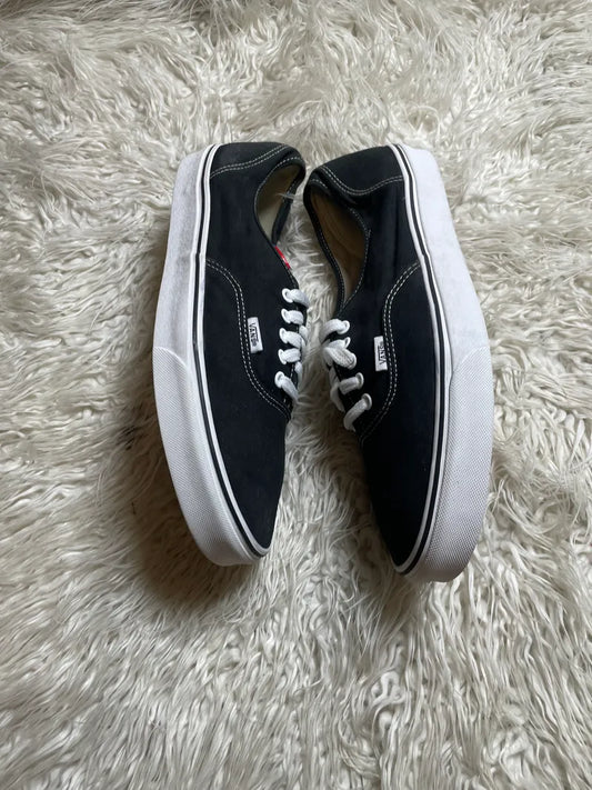 Vans Authentic | Black & White | Lo Top