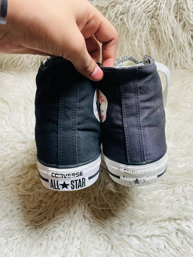 Chuck Taylor | Black & White | High top| Converse