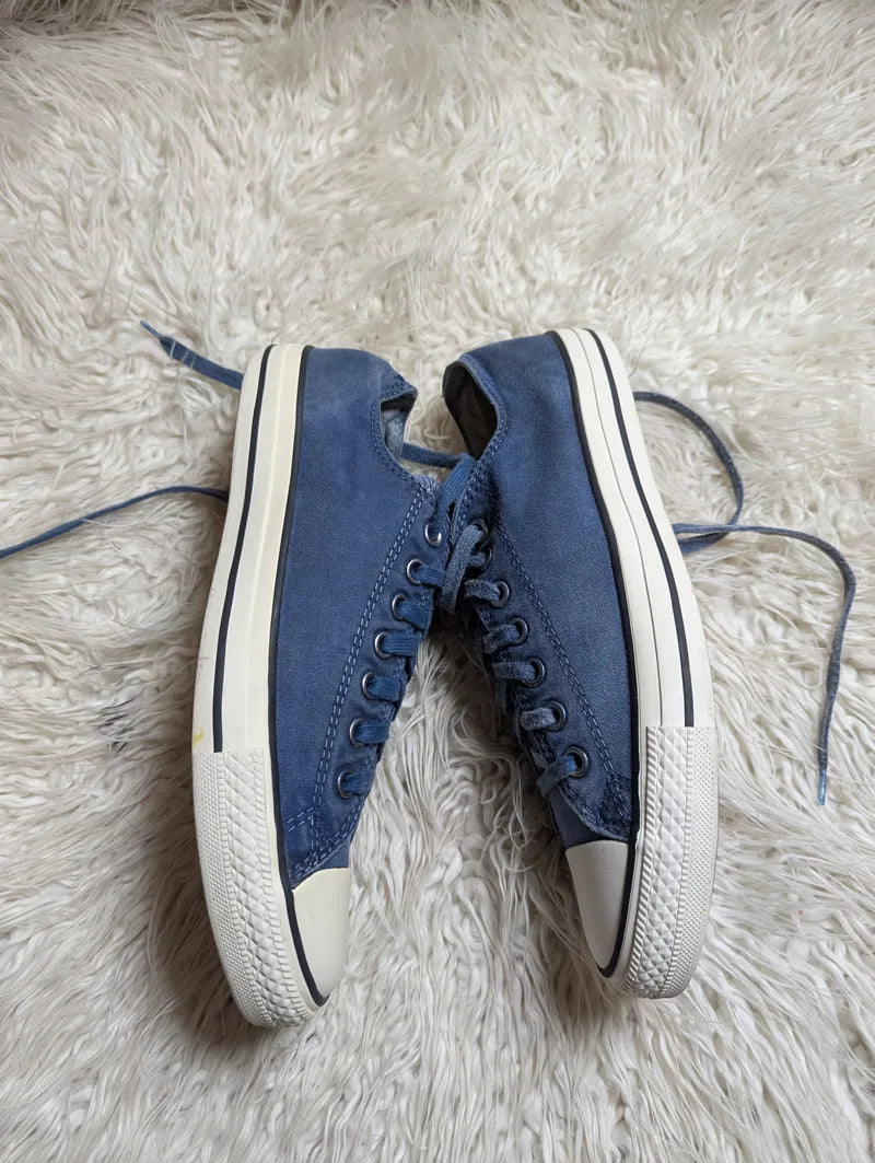 Chuck Taylor | Blue & White | Lo top | Converse