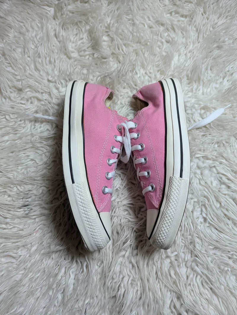 Chuck Taylor | Pink & White | Lo top | Converse