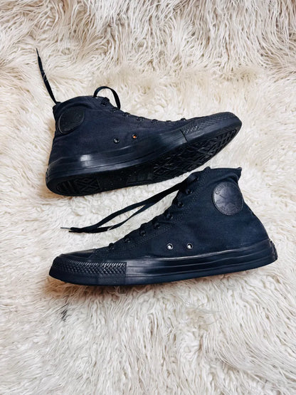 Chuck Taylor | Black | High top| Converse