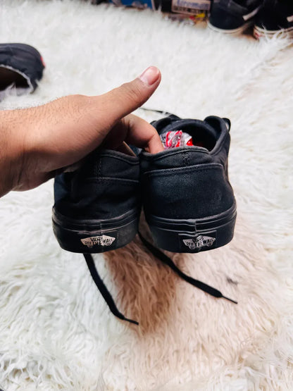 Vans | Black | At Wood