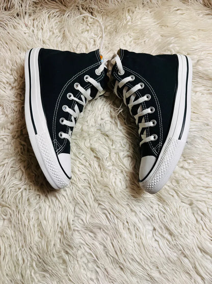 Chuck Taylor | Black & White | High top| Converse