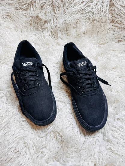 Vans | Black | At Wood